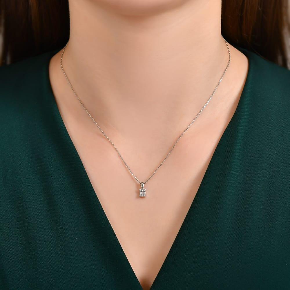 0.12 Karat Ariana Baget Pırlanta Kolye