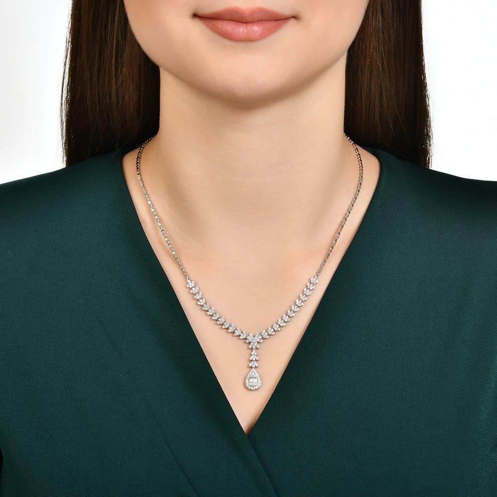 3.85 Karat Baget Pırlanta Evlilik Seti