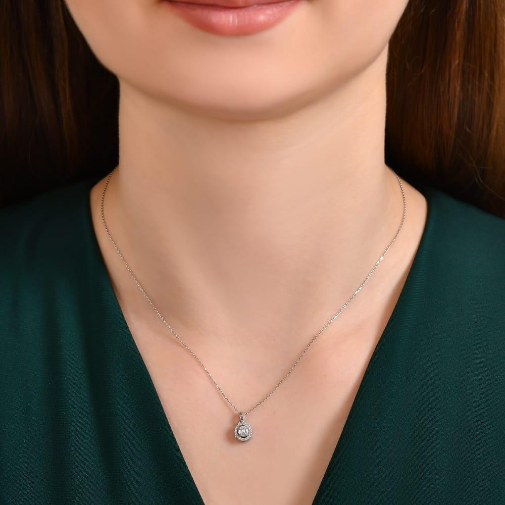 0.13 Karat Ruth Baget Pırlanta Kolye