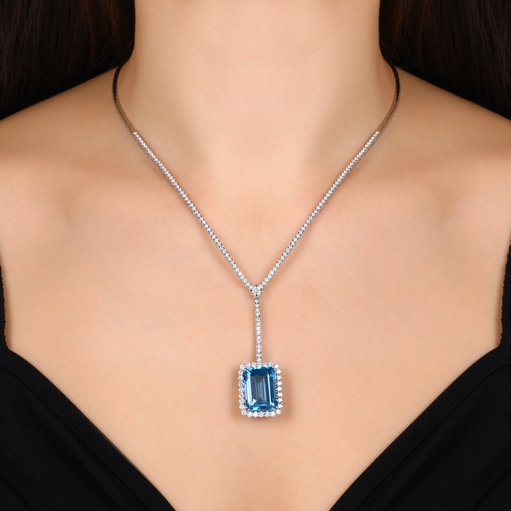 21.51 Karat Blue Topaz Pırlanta Kolye